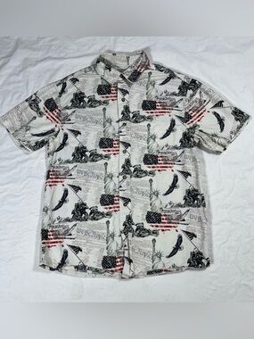 American Legacy We The People Medium Short Sleeve Button Down Patriotic USA